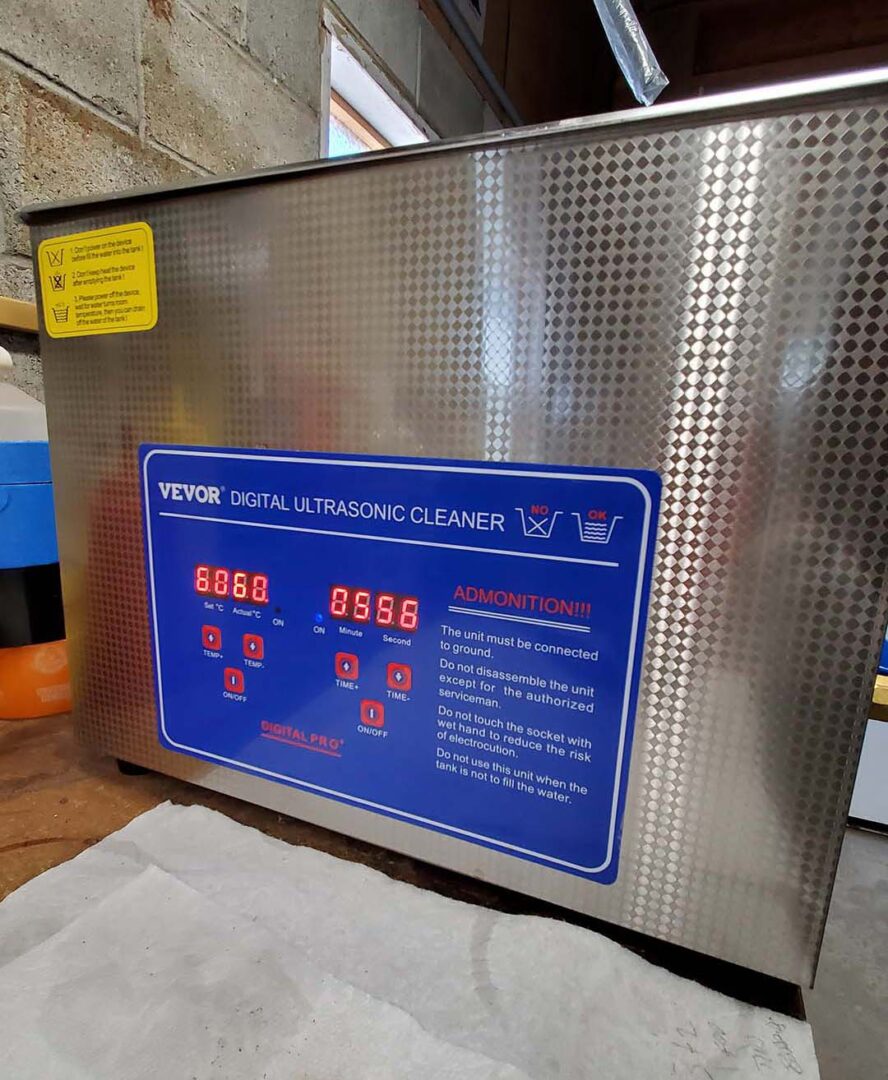Ultrasonic cleaner used to speed up the rebuild process